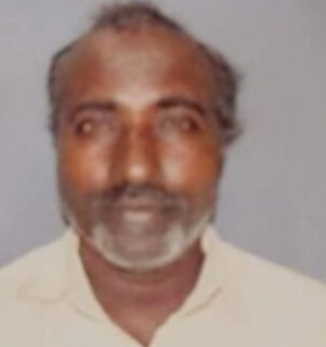 वाटरमन दुचाकीसह वाहून गेला